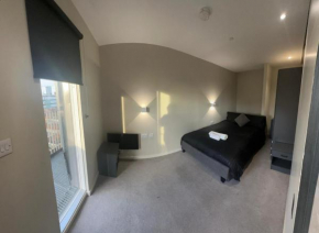 2Br-2Ensuite-Balcony-CityView-Parking-Central